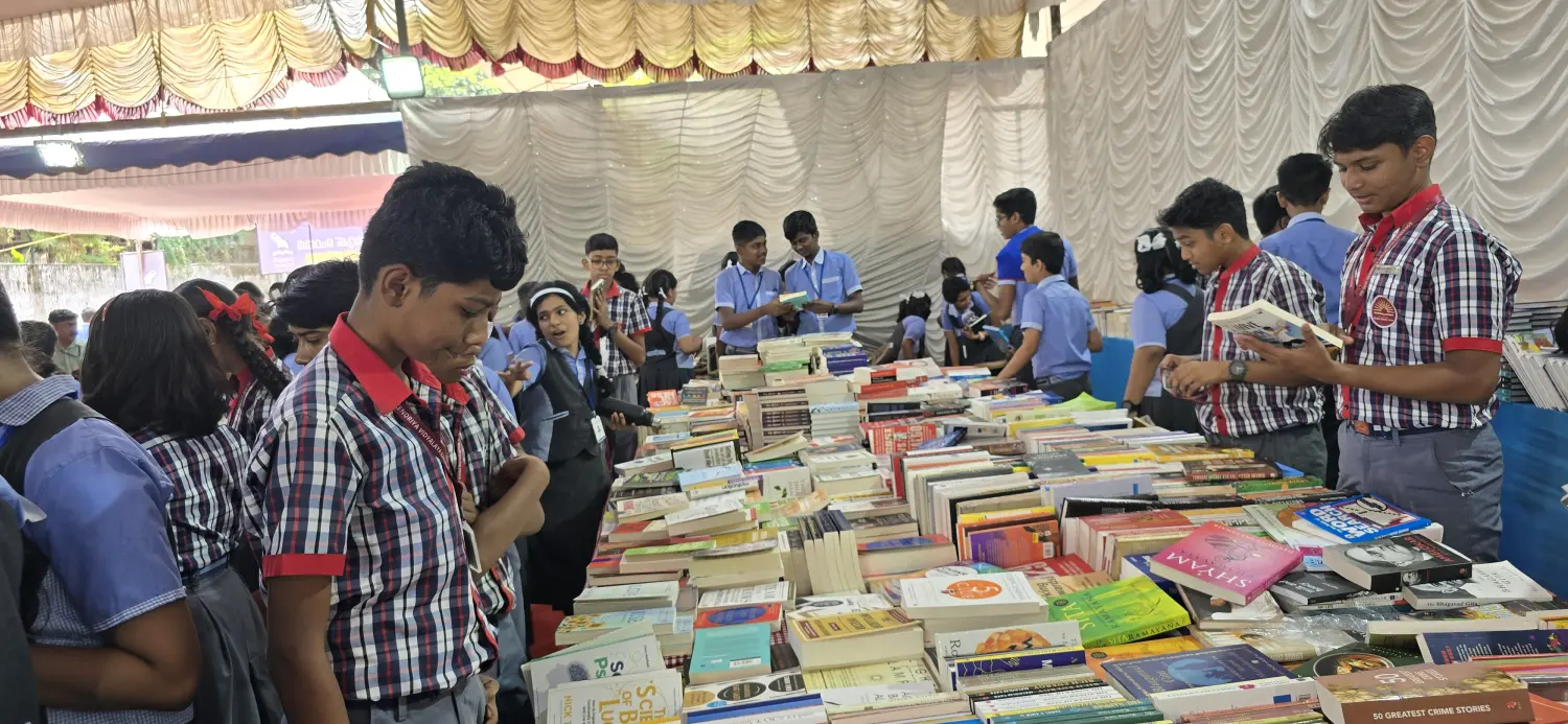 Visit to Mathrubhumi - Visit to Mathrubhumi Book Fair