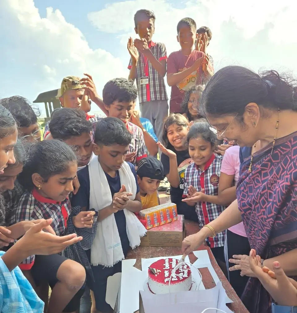 Readers' Club Field Trip Amala Medical College Library Thrissur - Readers' Club Field Trip - Snehatheeram Beach